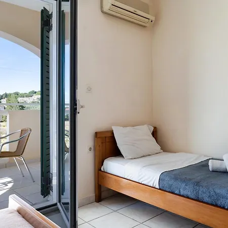 Sandy Maria 303 Apartman *